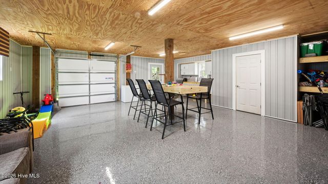272 Bay Shore Drive, Chocowinity, NC 27817