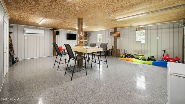 272 Bay Shore Drive, Chocowinity, NC 27817