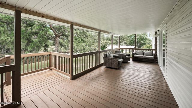 272 Bay Shore Drive, Chocowinity, NC 27817