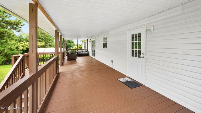 272 Bay Shore Drive, Chocowinity, NC 27817