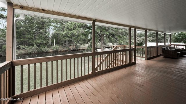 272 Bay Shore Drive, Chocowinity, NC 27817