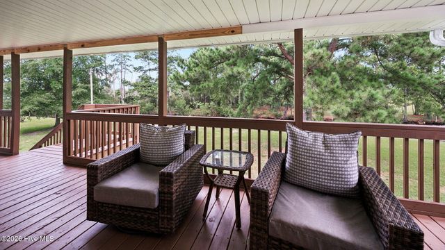 272 Bay Shore Drive, Chocowinity, NC 27817