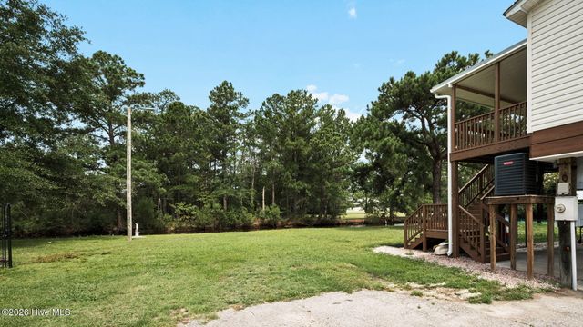 272 Bay Shore Drive, Chocowinity, NC 27817