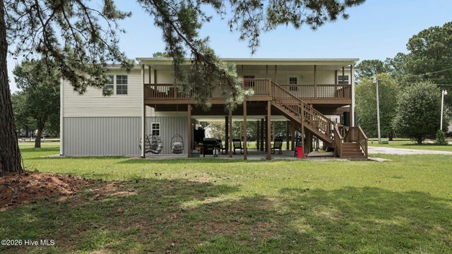 272 Bay Shore Drive, Chocowinity, NC 27817