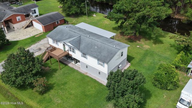 272 Bay Shore Drive, Chocowinity, NC 27817