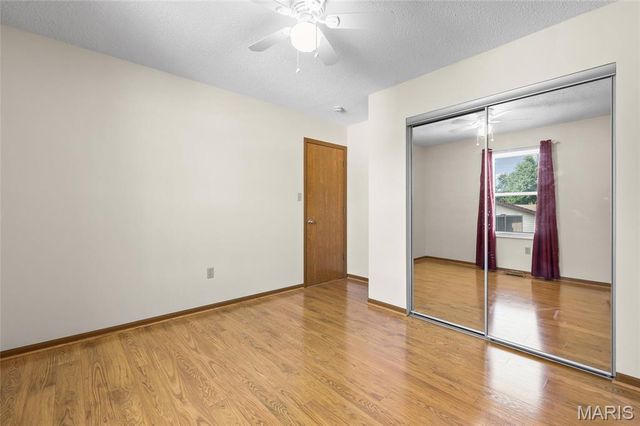 885 Barwood Drive, Arnold, MO 63010