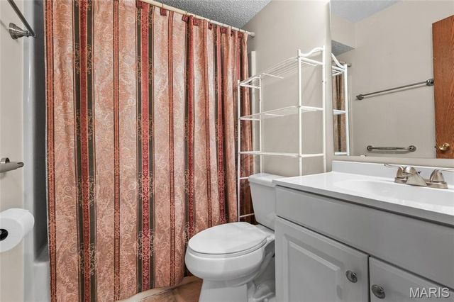 885 Barwood Drive, Arnold, MO 63010