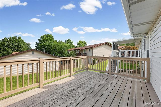 885 Barwood Drive, Arnold, MO 63010