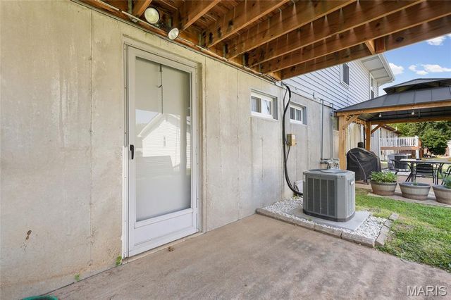 885 Barwood Drive, Arnold, MO 63010