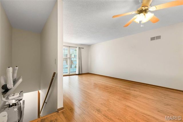885 Barwood Drive, Arnold, MO 63010
