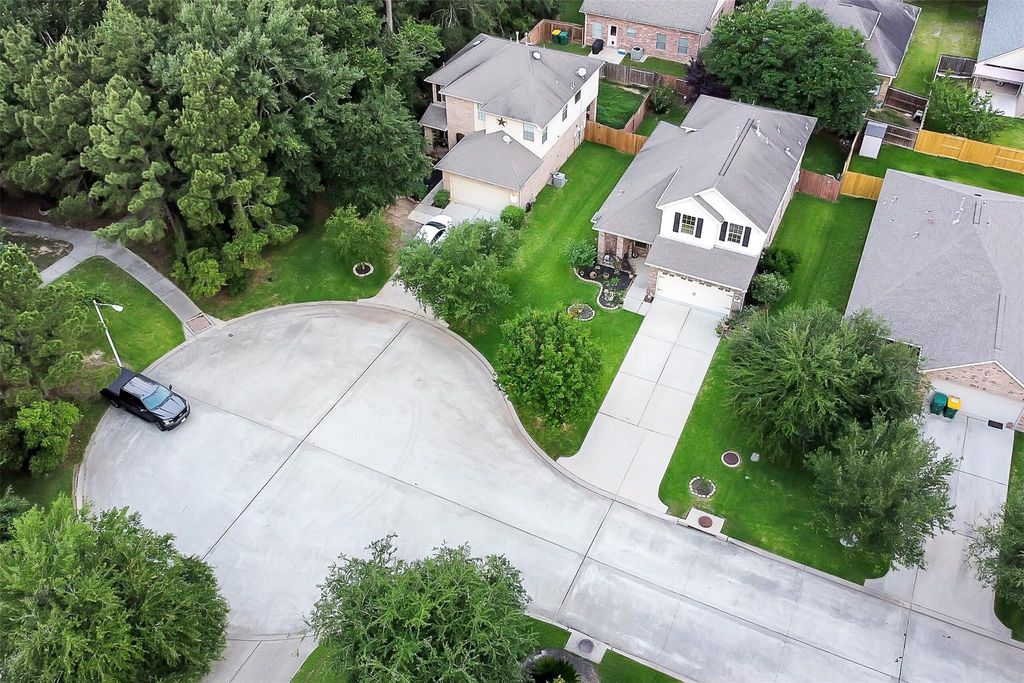 1703 Balsam Spruce Circle, Conroe, TX 77301