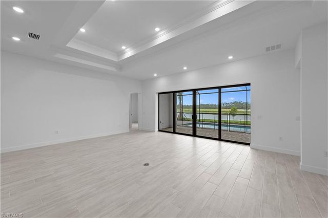 2090 Don Benito WAY, Naples, FL 34120