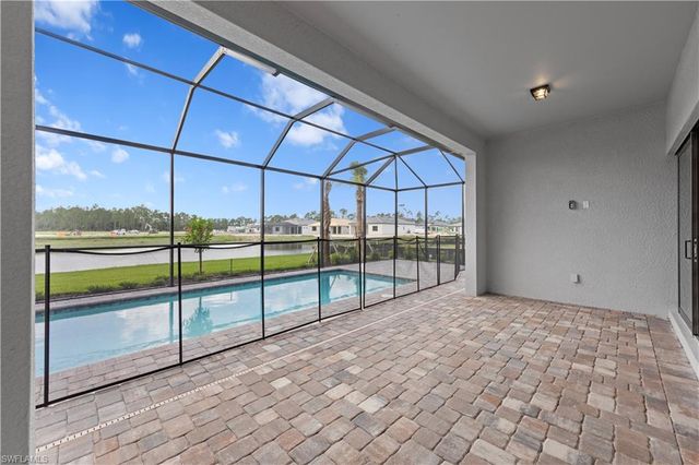 2090 Don Benito WAY, Naples, FL 34120