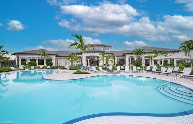 2090 Don Benito WAY, Naples, FL 34120