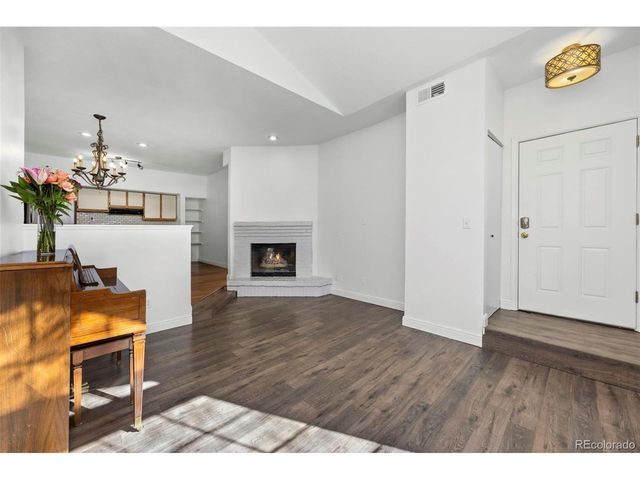 4760 S Wadsworth Blvd J104, Littleton, CO 80123