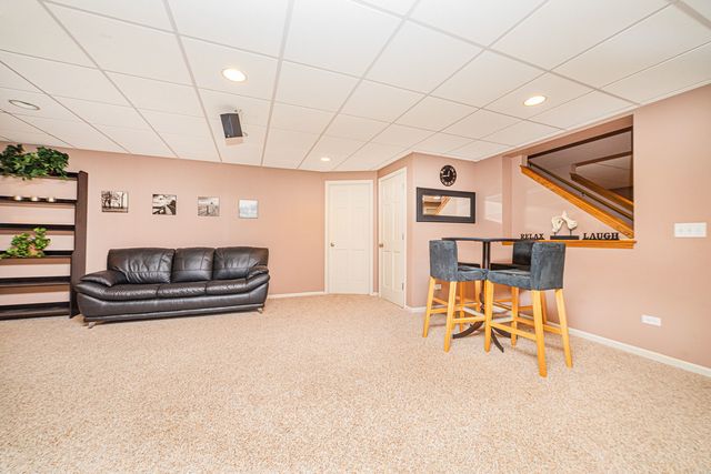 12819 Waterford Boulevard, Plainfield, IL 60585