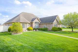 12819 Waterford Boulevard, Plainfield, IL 60585