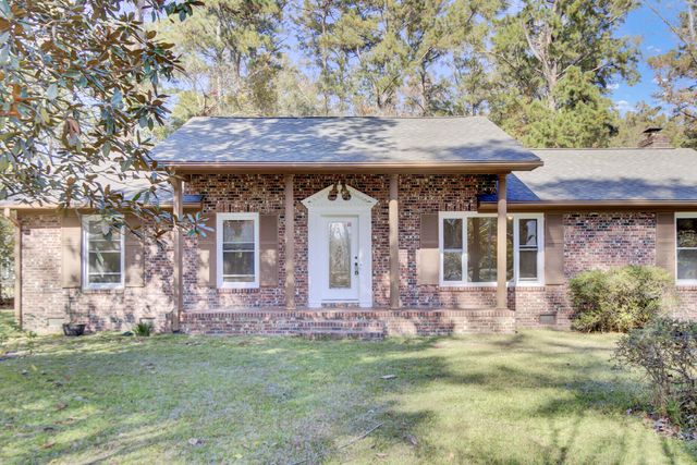 139 Pecan Drive, Summerville, SC 29483