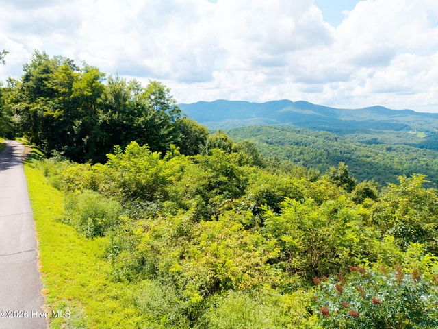 55 Buck Ridge Drive, Murphy, NC 28906