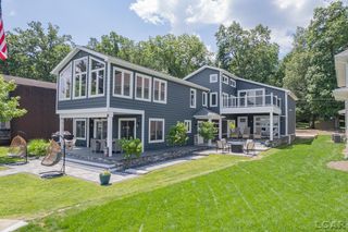 8210 Clarks Cove, Manitou Beach, MI 49253