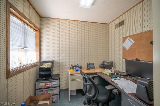 1360 N Main Street, Mineral Ridge, OH 44440