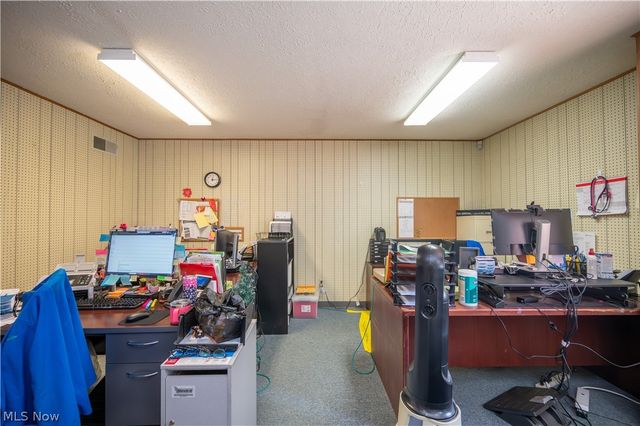 1360 N Main Street, Mineral Ridge, OH 44440