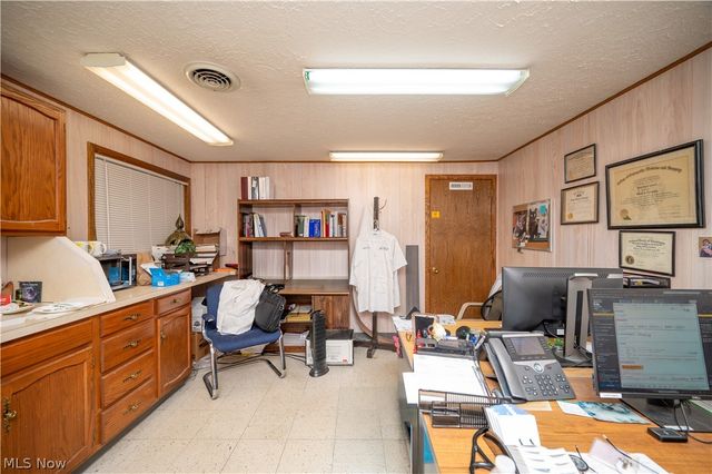 1360 N Main Street, Mineral Ridge, OH 44440