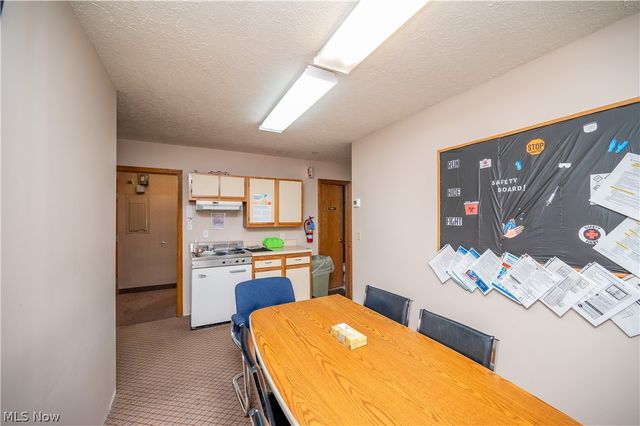1360 N Main Street, Mineral Ridge, OH 44440