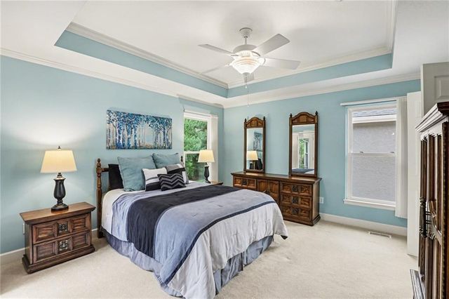 4128 SW Minnesota Drive, Lee's Summit, MO 64082