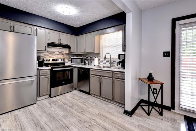 363 Deputy Ln Unit F, Newport News, VA 23608