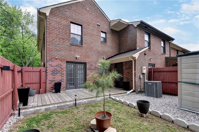363 Deputy Ln Unit F, Newport News, VA 23608