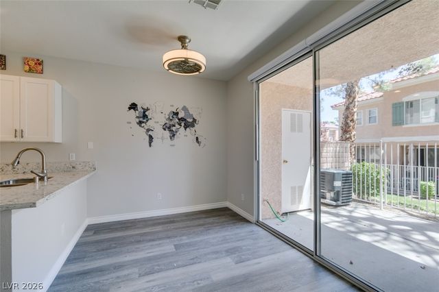 251 South Green Valley Parkway 3812, Henderson, NV 89012