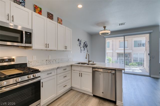 251 South Green Valley Parkway 3812, Henderson, NV 89012