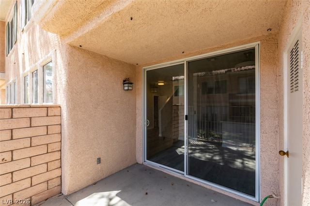 251 South Green Valley Parkway 3812, Henderson, NV 89012