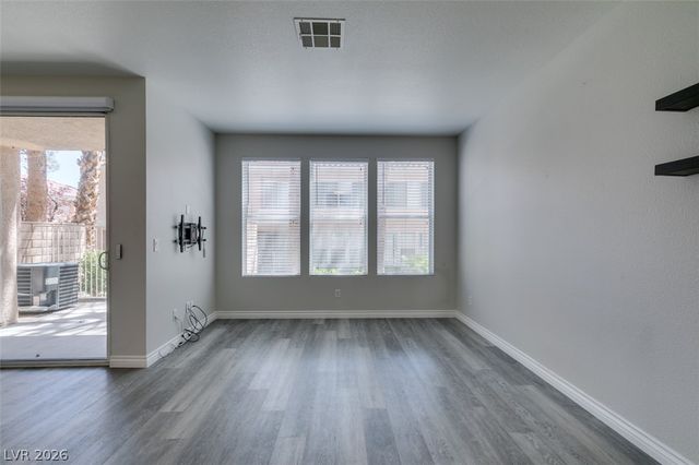 251 South Green Valley Parkway 3812, Henderson, NV 89012