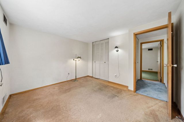5696 Glen Hill DRIVE, Bethel Park, PA 15102