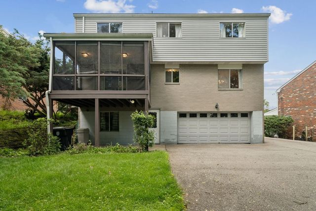 5696 Glen Hill DRIVE, Bethel Park, PA 15102
