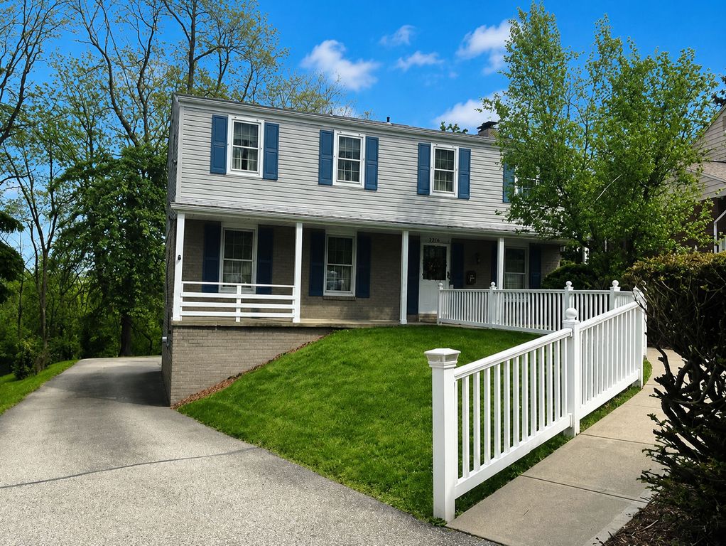 5696 Glen Hill DRIVE, Bethel Park, PA 15102