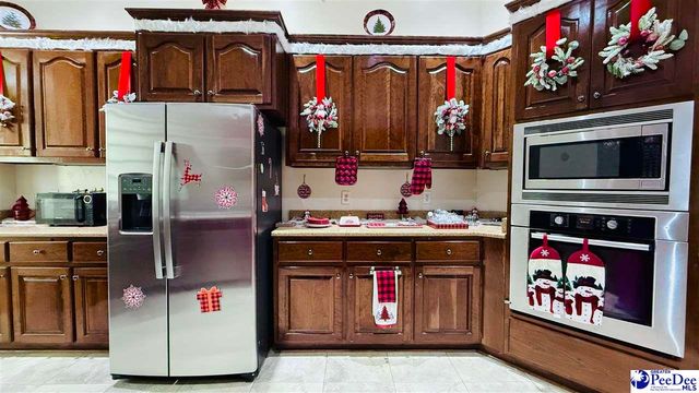941 Rice Planters Ln, Florence, SC 29501