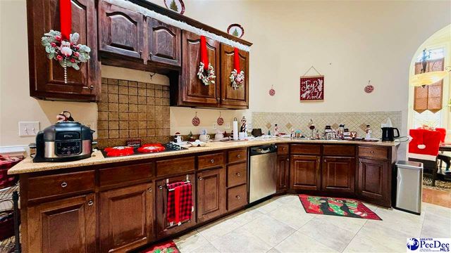 941 Rice Planters Ln, Florence, SC 29501