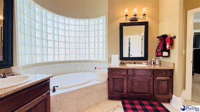941 Rice Planters Ln, Florence, SC 29501