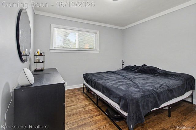 4142 Royal Avenue, Berkley, MI 48072