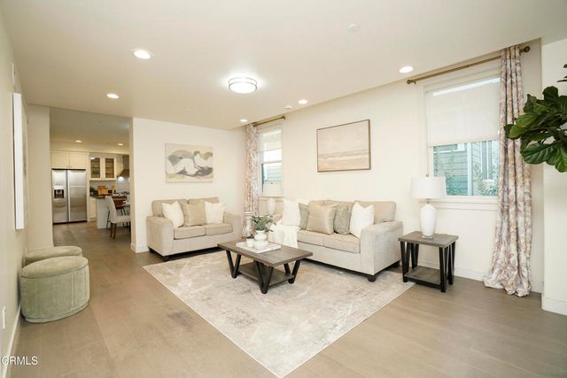 385 S Marengo Avenue 205, Pasadena, CA 91101