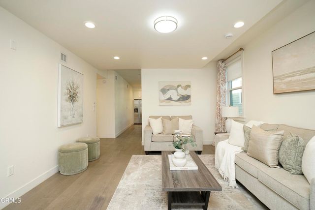 385 S Marengo Avenue 205, Pasadena, CA 91101