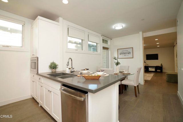 385 S Marengo Avenue 205, Pasadena, CA 91101