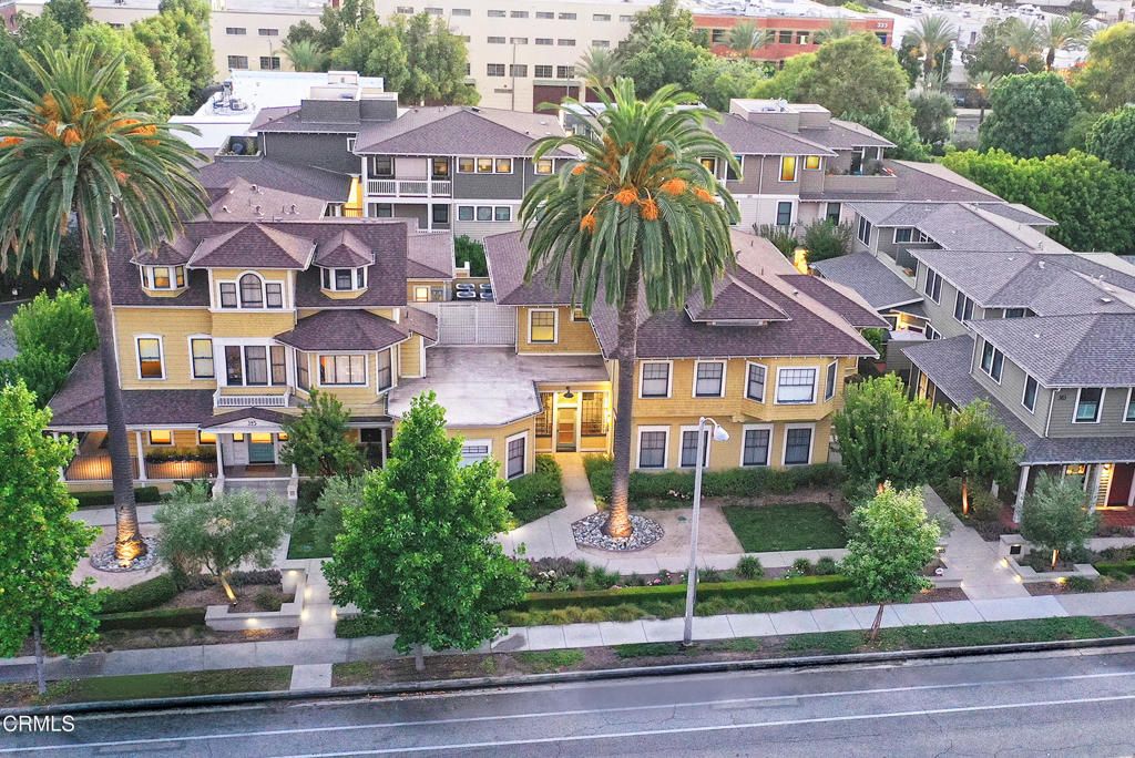 385 S Marengo Avenue 205, Pasadena, CA 91101
