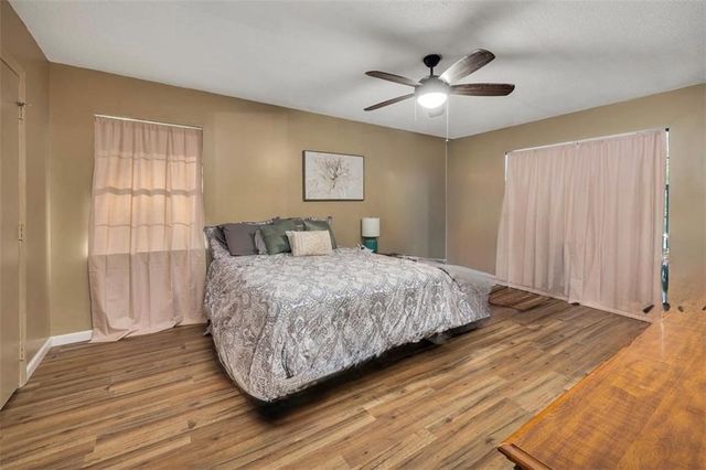 126 Lake View Circle, Brunswick, GA 31525