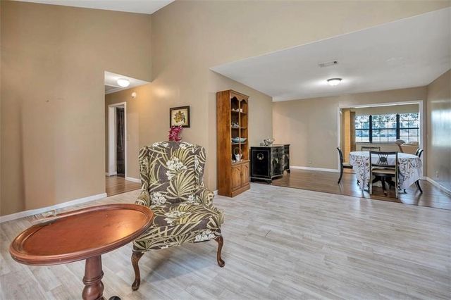 126 Lake View Circle, Brunswick, GA 31525