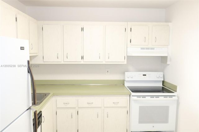 7800 Camino Real H-205, Miami, FL 33143