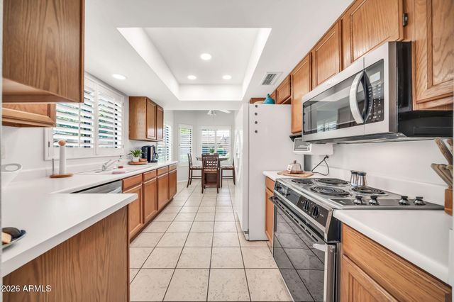 9701 W Oraibi Drive, Peoria, AZ 85382